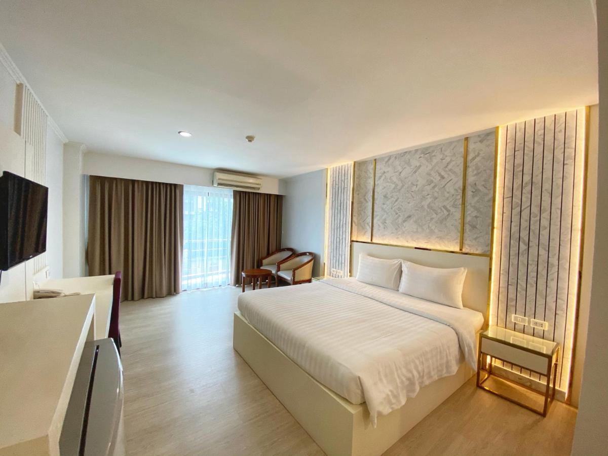 Best Beach Villa Pattaya Esterno foto